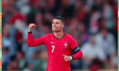 开云体育中国-葡萄牙队惊险逆转，晋级欧洲杯强