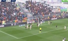 开云体育官方网站-意大利联赛举办了一场精彩的比赛