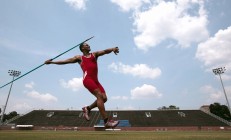 开云体育官方网站-冰冷的数字与滚烫的呐喊，当马刺以活塞的方式绞杀活塞