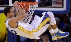 开云体育登录-末节风暴VS孤胆英雄，快船团队胜利背后的西亚卡姆悲情壮举