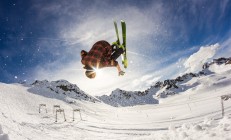 开云体育官网-冰与火之歌，当瑞典的冷静克制中国的烈焰