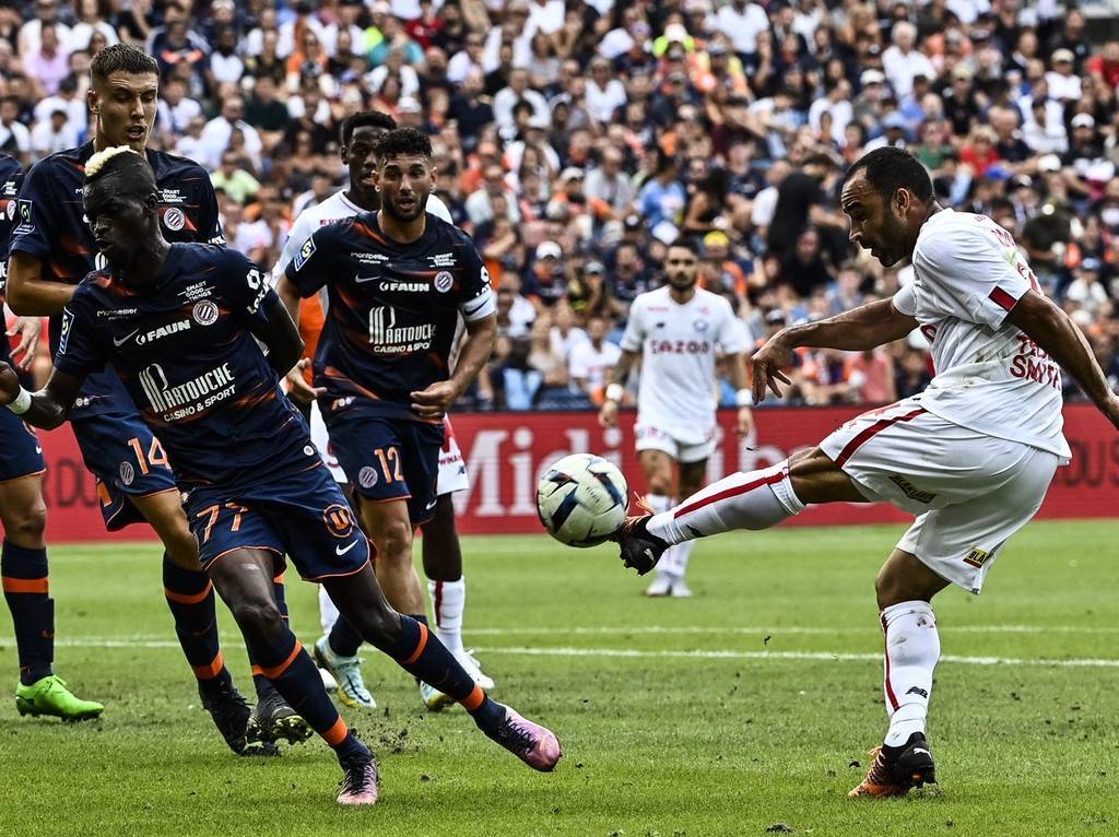 里尔后防漏洞频现，球队战术或需进一步完善