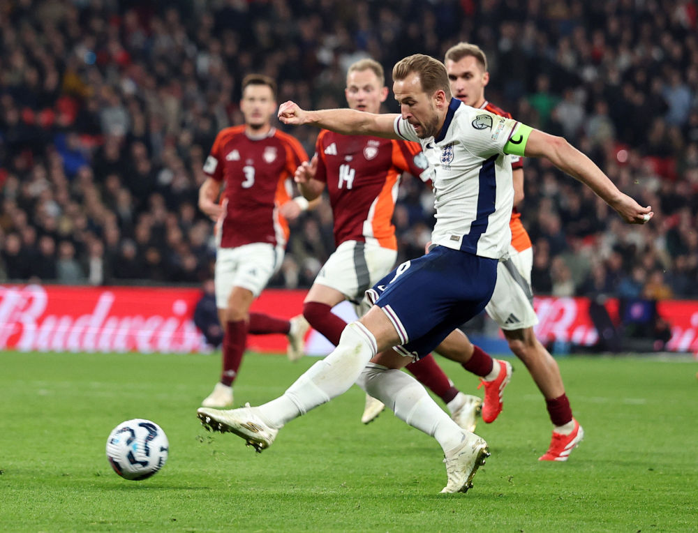 欧预赛：英格兰队实现逆袭，引人注目