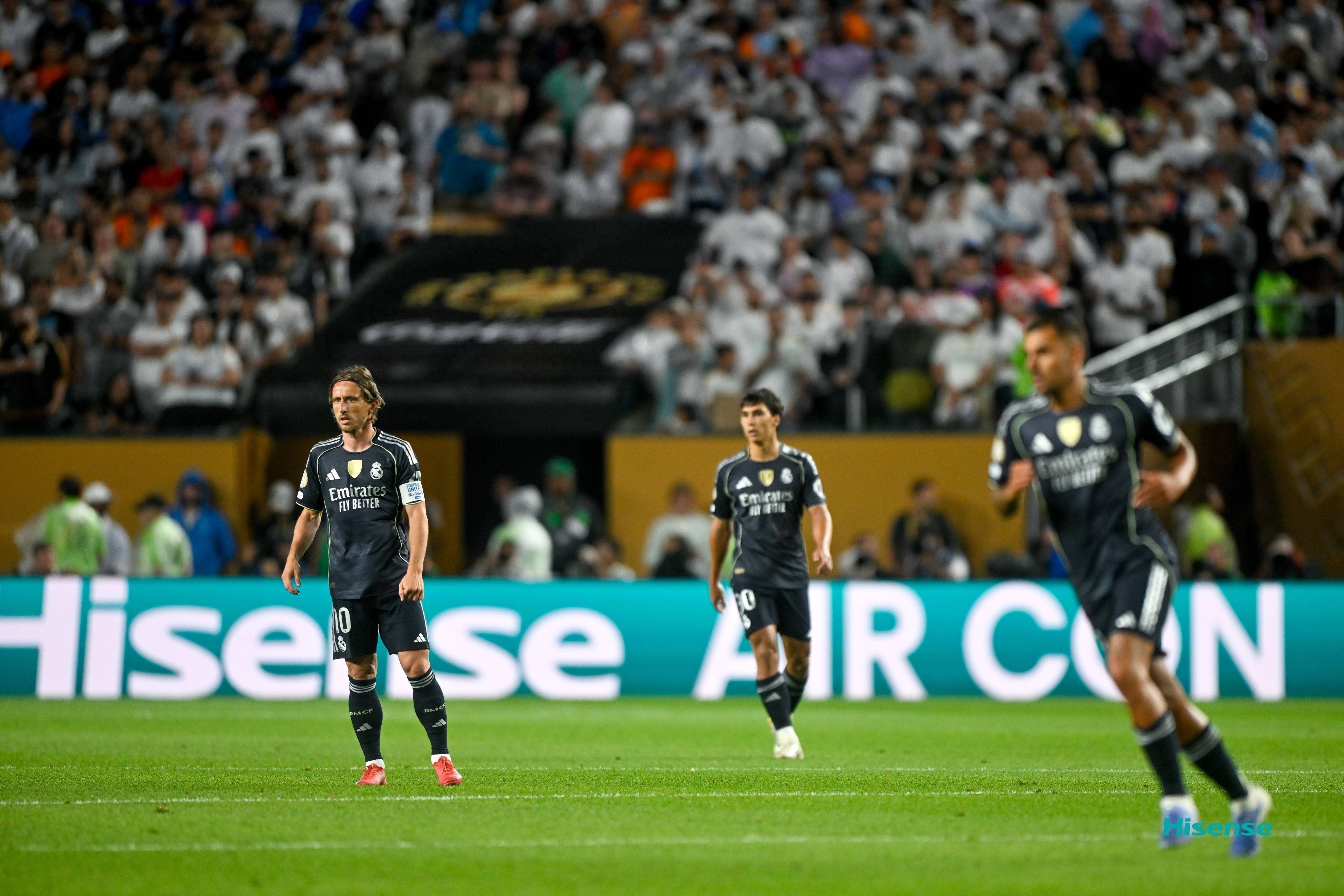 皇马热身赛大胜，球队备战新赛季