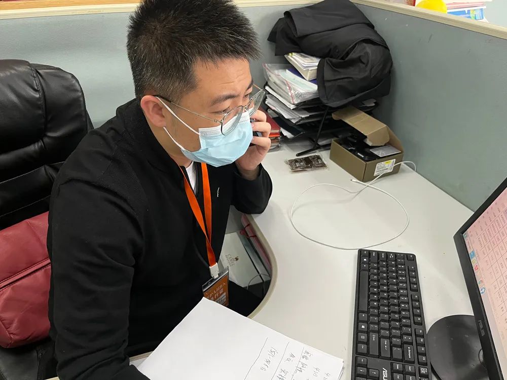 洒热血!球队面对困境不畏艰辛 洒热血!球队面对困境不畏艰辛