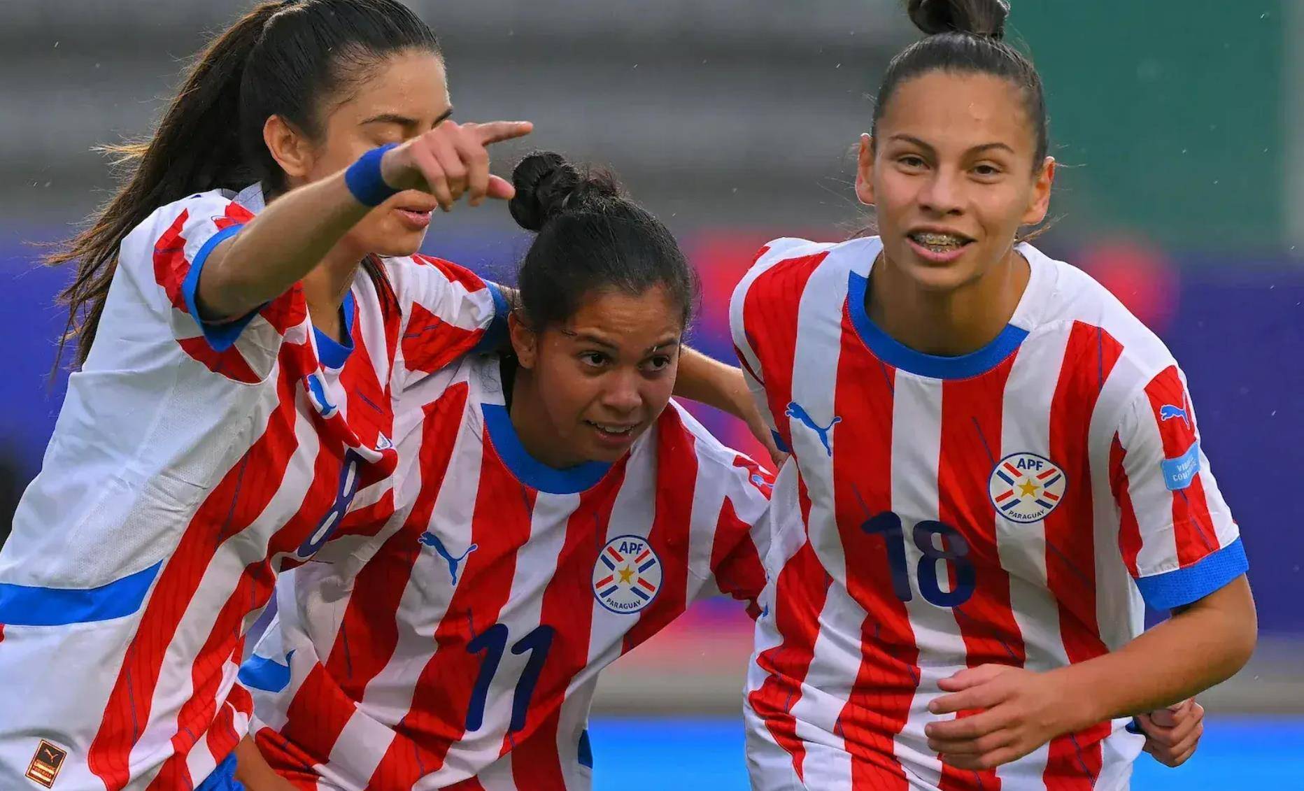 巴西女足队员荣获最有价值球员奖 巴西女足队员荣获最有价值球员奖