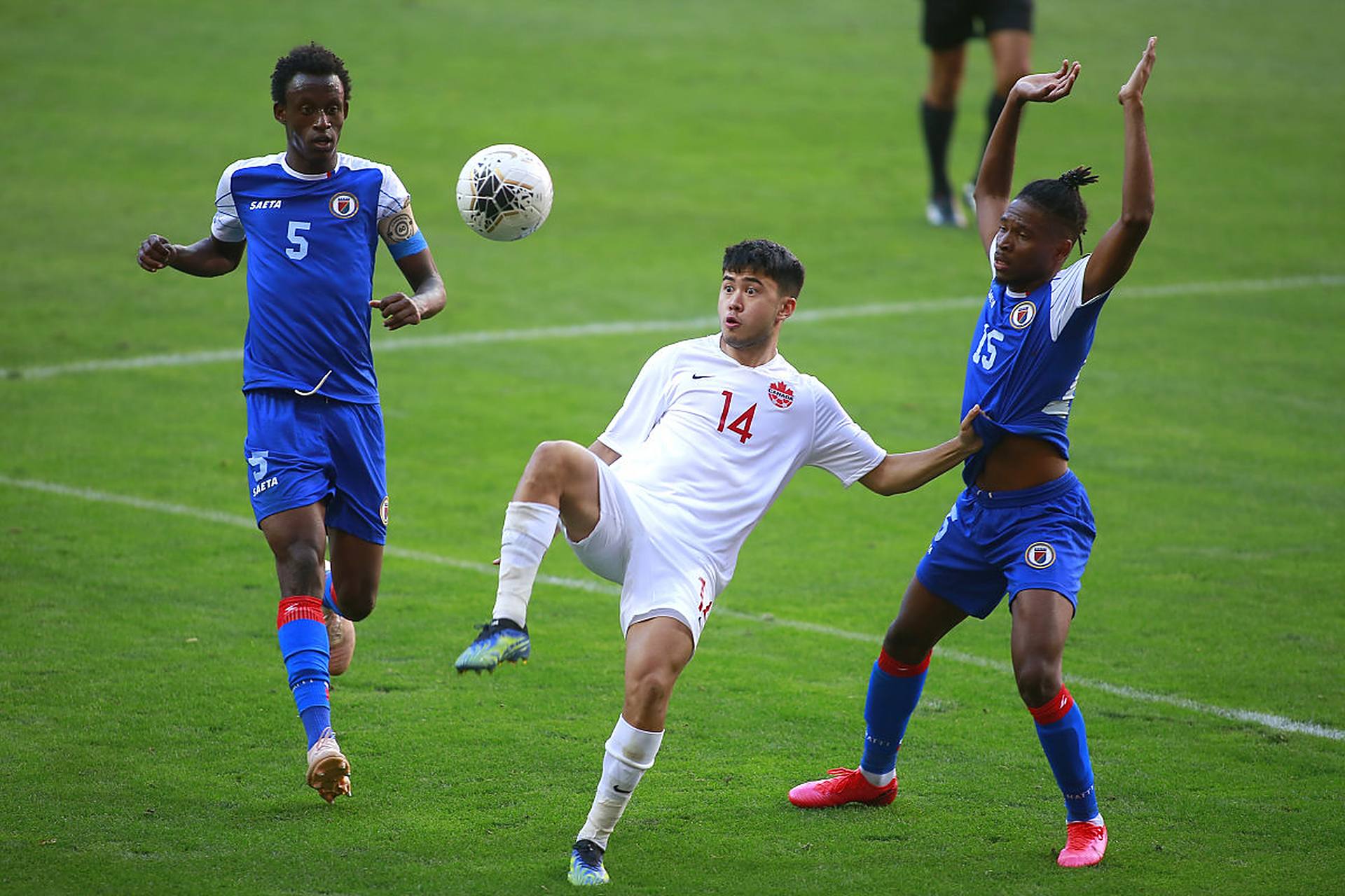 南特球队实力逐渐增强,备战法国杯赛 南特球队实力逐渐增强,备战法国杯赛