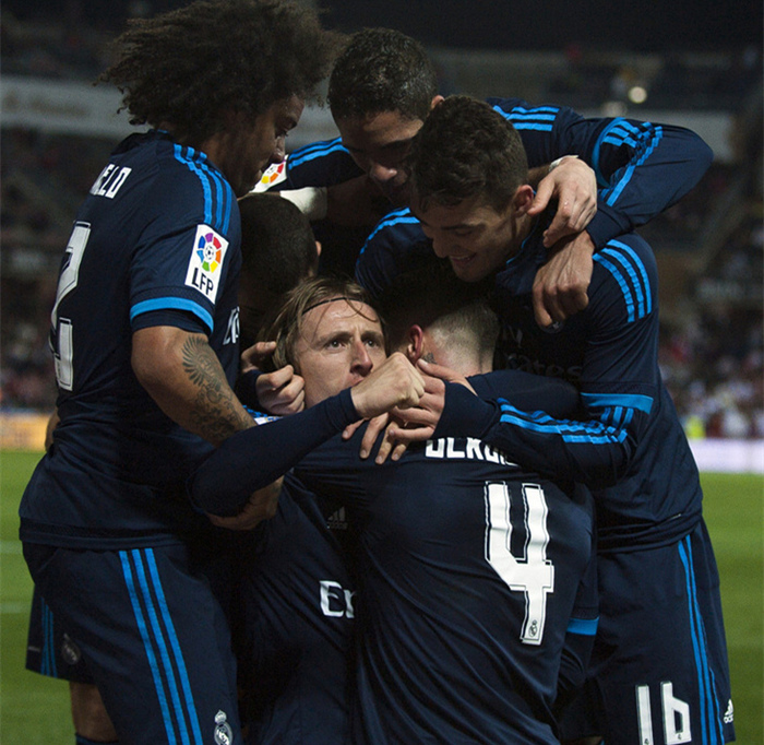 格拉纳达赢球喜，独占积分榜第三的简单介绍