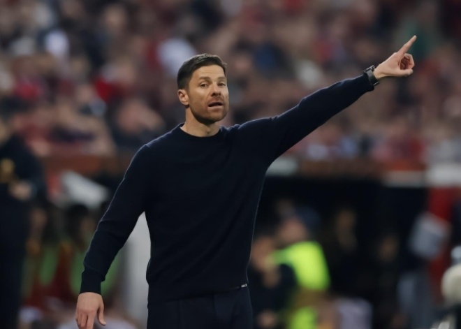 里尔坐镇主场全身而退，保持不败纪录