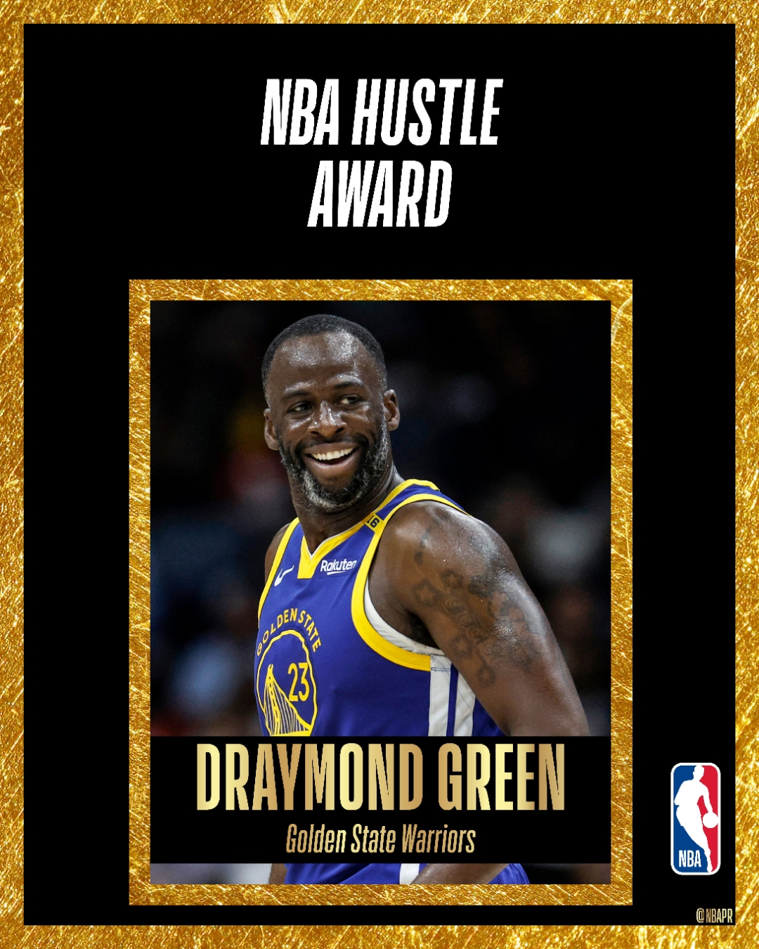 球员们奋勇拼搏，力争最佳表现