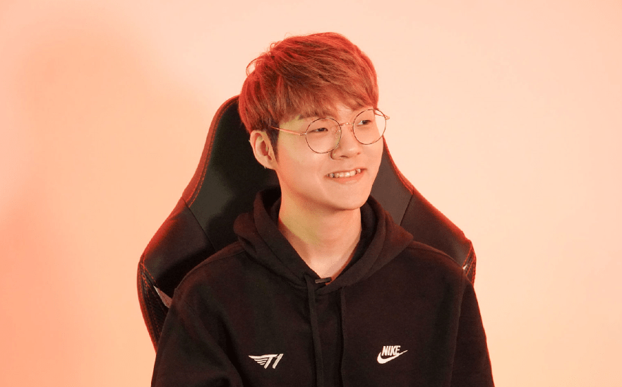 NS力克HKA，Faker操刀奇招英雄翻盘宿敌对决八强赛，引爆全场热议