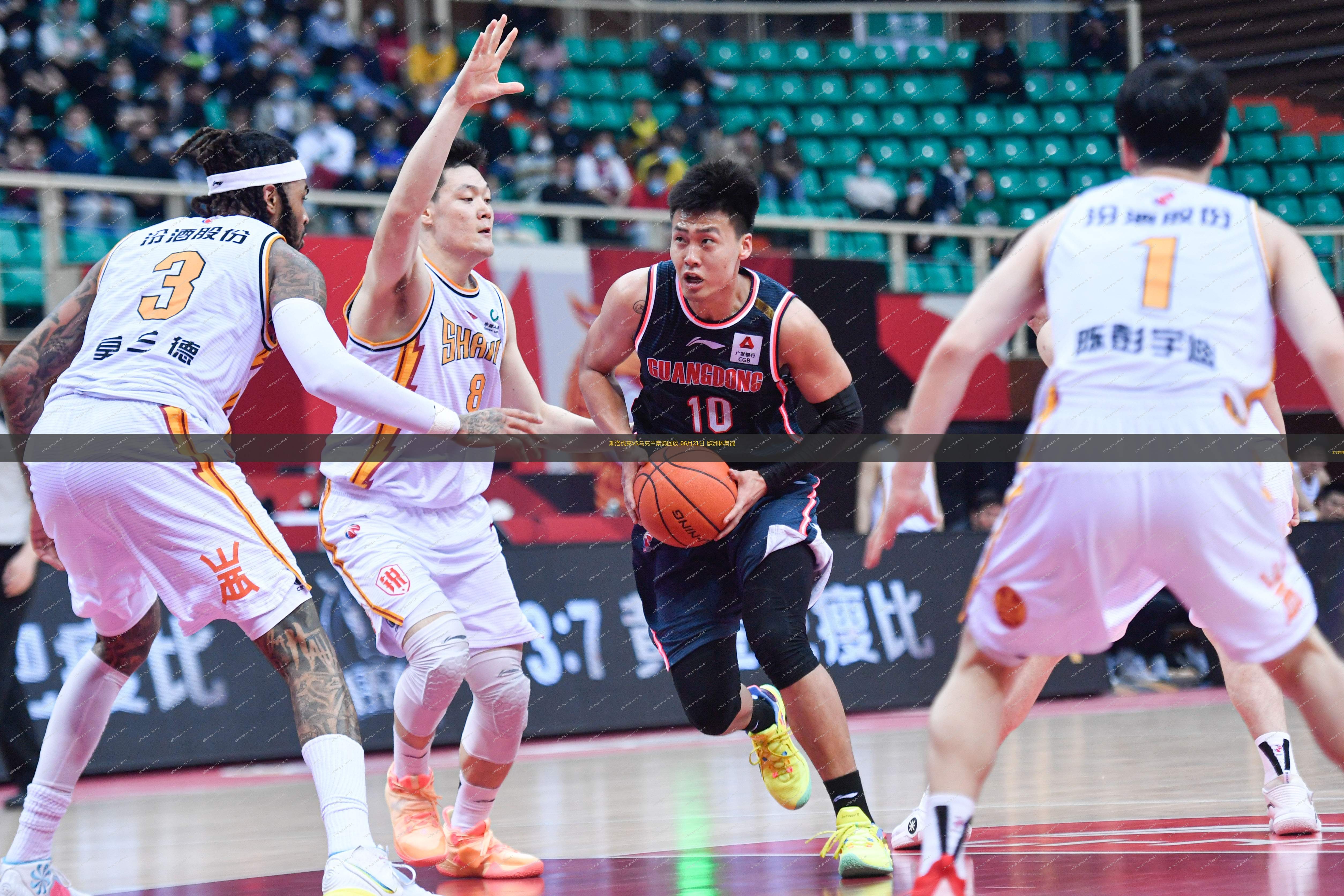 乌克兰队在欧洲杯小组赛中表现出色