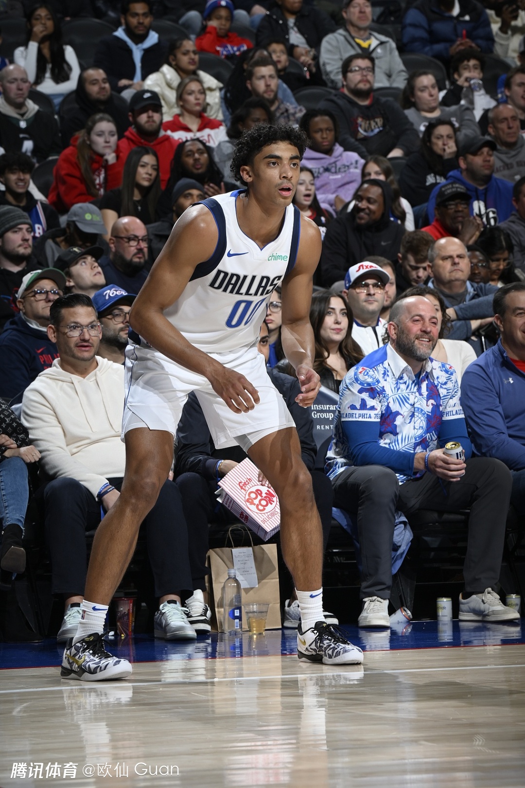 小牛队新星表现突出，成为球队当之无愧的核心