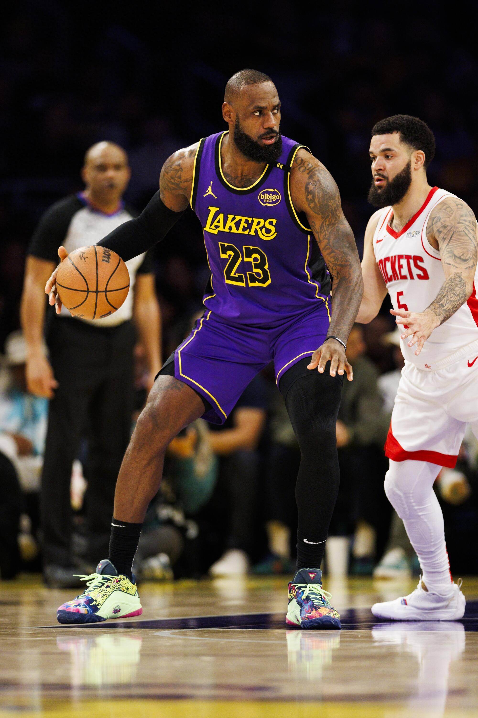 湖人胜和赛季主胜战,继续领跑西部 湖人胜和赛季主胜战,继续领跑西部