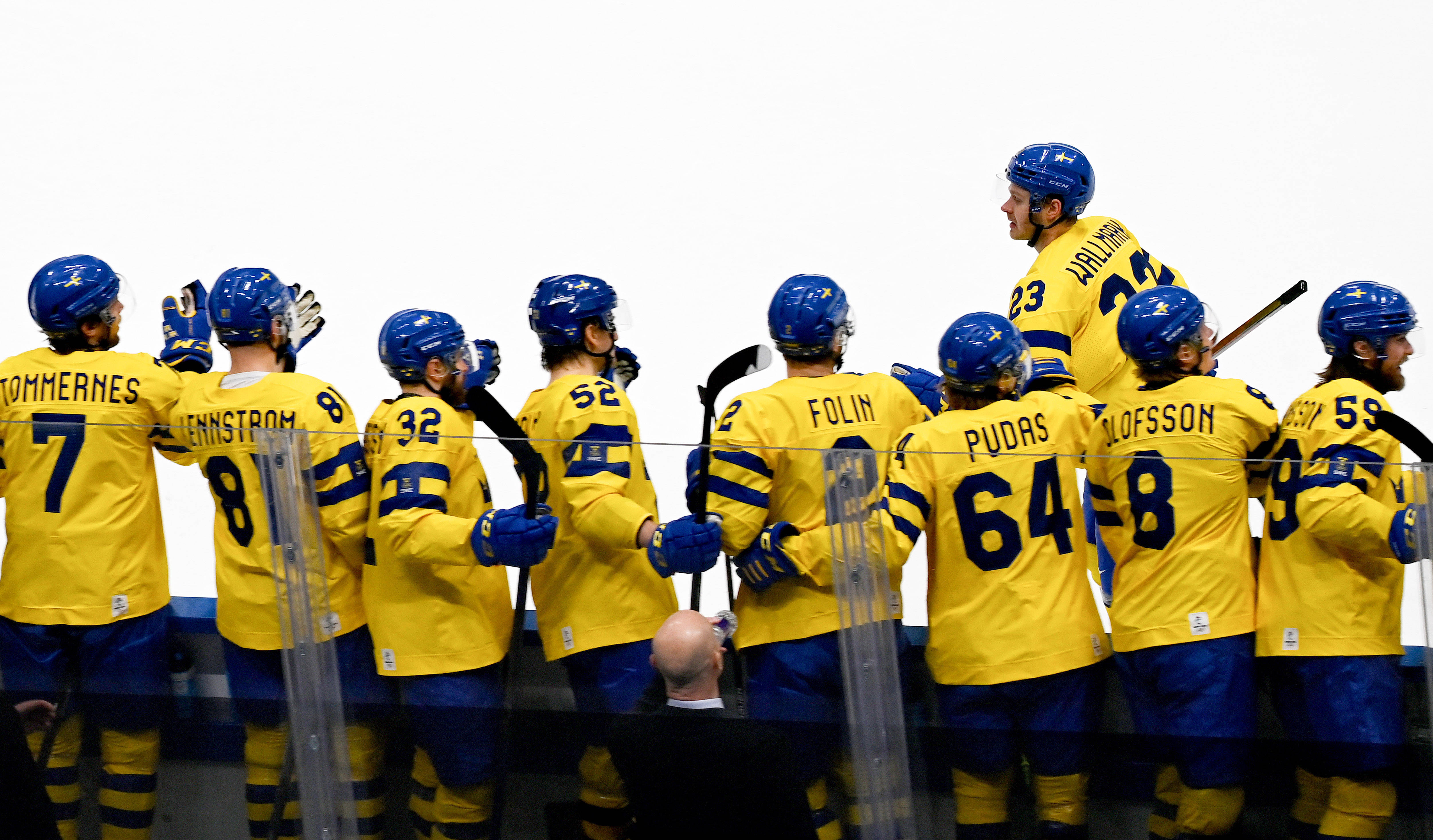 马其顿冰球队携手取胜半决晋级