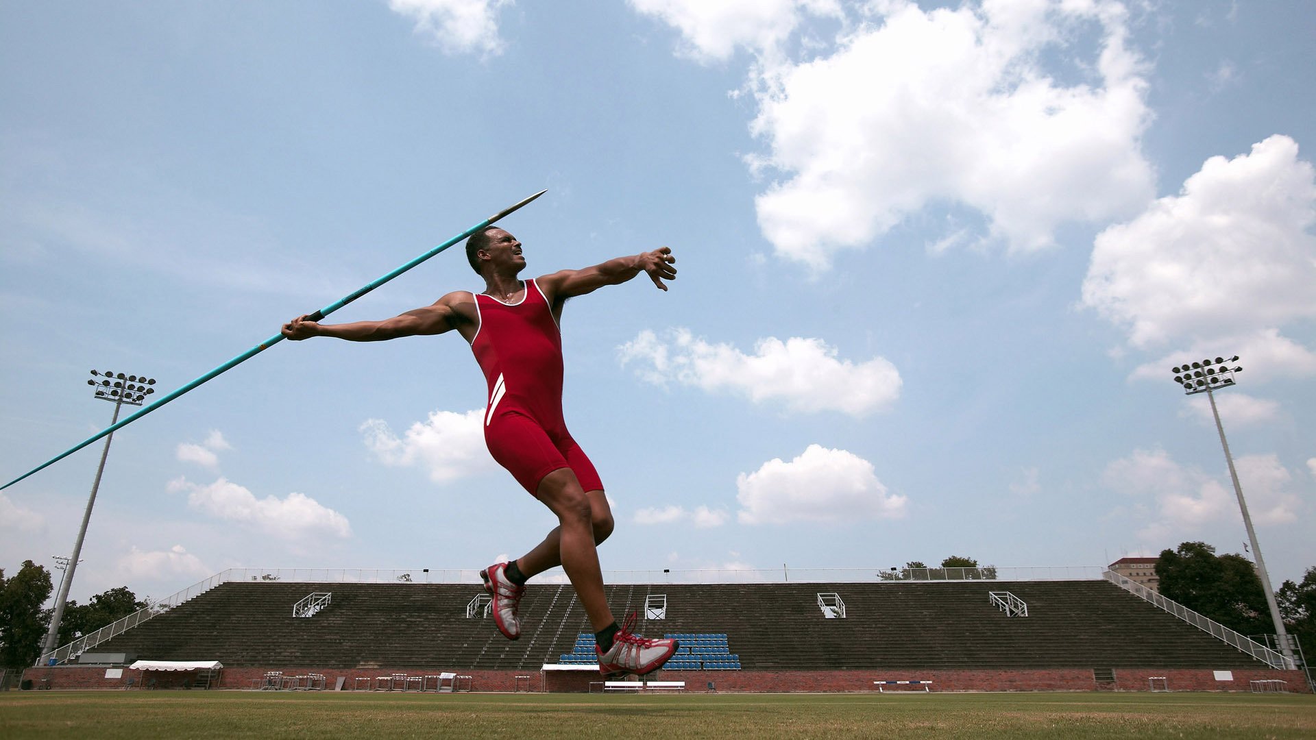绿茵启示录之外的唯一剧本，当火箭的火焰在玫瑰花园升空