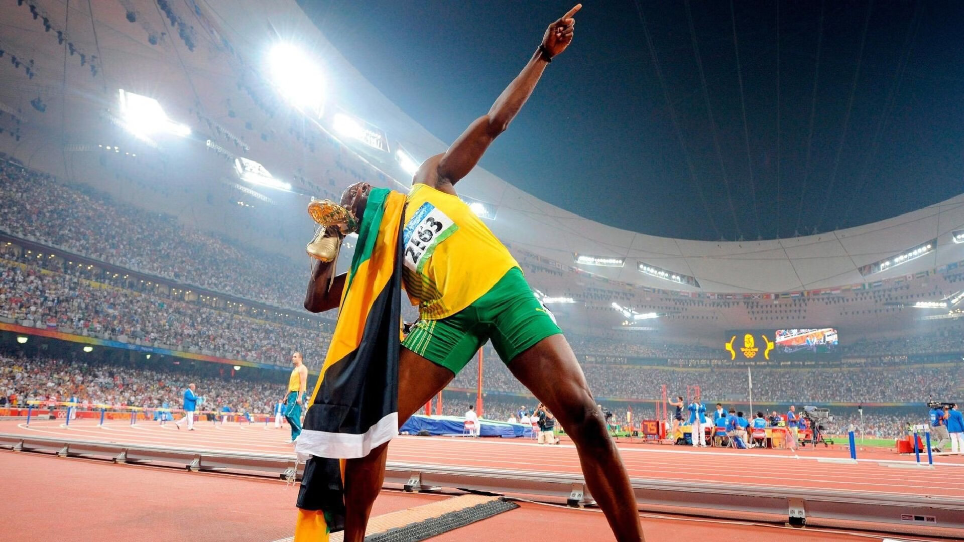 波兰焰火，波尔凌晨两点的炸裂救赎