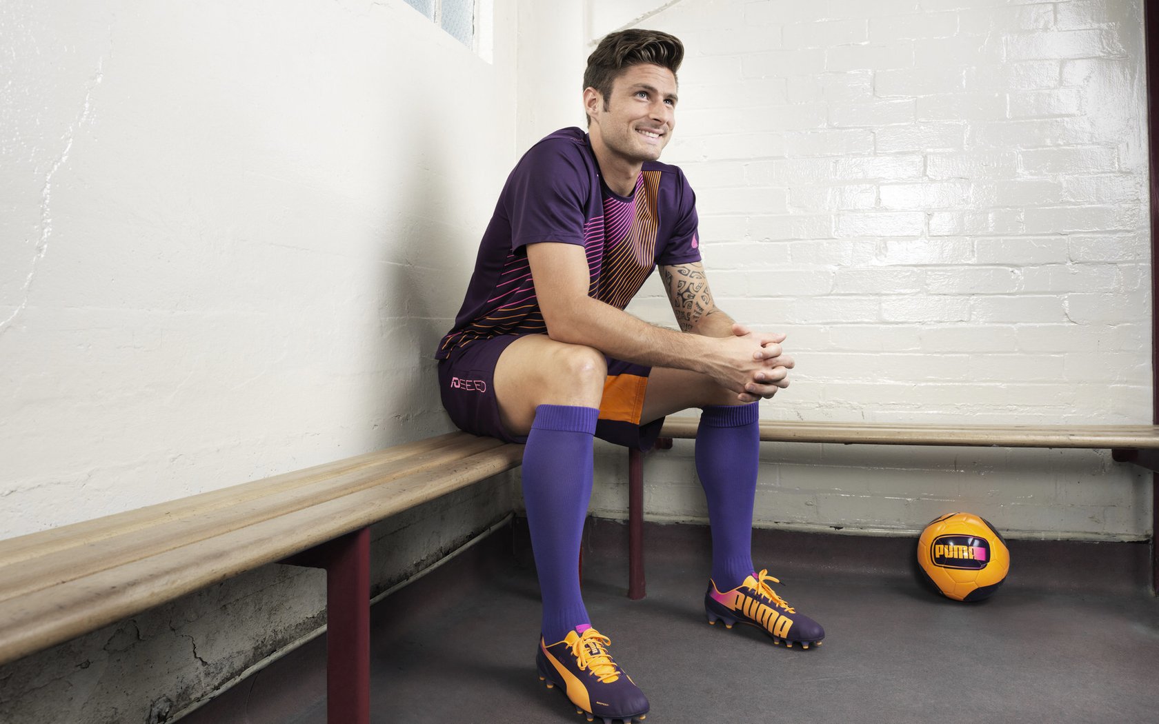 不可能的组合，戴资颖跨界救场，法国羽毛球险胜背后的荒诞与魅力